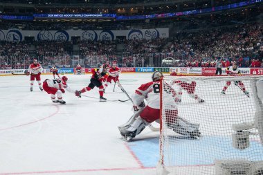 PRAG, CZECH REPUBLIC - 11 Mayıs 2024: IIHF 2024 Dünya Buz Hokeyi Şampiyonası Danimarka - Avusturya - O2 Arena