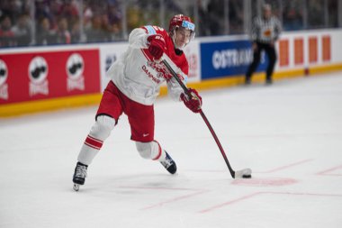 PRAG, CZECH REPUBLIC - 11 Mayıs 2024: IIHF 2024 Dünya Buz Hokeyi Şampiyonası Danimarka - Avusturya - O2 Arena