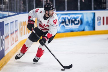 PRAG, CZECH REPUBLIC - 12 Mayıs 2024: IIHF 2024 Dünya Buz Hokeyi Şampiyonası Danimarka - Kanada - O2 Arena