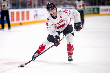 PRAG, CZECH REPUBLIC - 12 Mayıs 2024: IIHF 2024 Dünya Buz Hokeyi Şampiyonası Danimarka - Kanada - O2 Arena