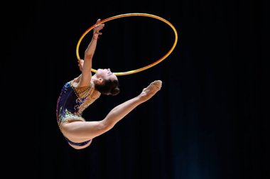 Frankfurt, Almanya - 06.06.24: Ölüm Finalleri 2024. SE Arena 'da ritmik jimnastik