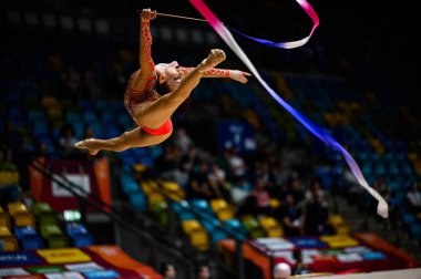 Frankfurt, Almanya - 06.06.24: Darja Varfolomeev, Ölüm Finalleri 2024. SE Arena 'da ritmik jimnastik