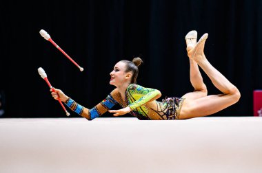 Frankfurt, Almanya - 06.06.24: Darja Varfolomeev, Ölüm Finalleri 2024. SE Arena 'da ritmik jimnastik