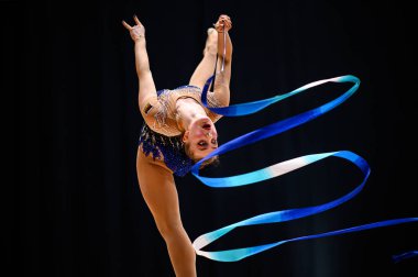 Frankfurt, Almanya - 06.06.24: Margarita Kolosov, Ölüm Finalleri 2024. SE Arena 'da ritmik jimnastik