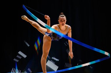 Frankfurt, Almanya - 06.06.24: Margarita Kolosov, Ölüm Finalleri 2024. SE Arena 'da ritmik jimnastik