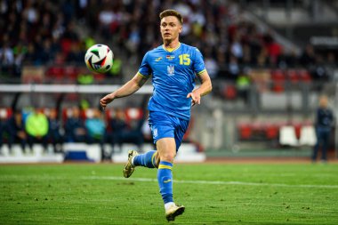 NUREMBERG, GERMANY - 3 Haziran 2024: Viktor Tsyhankov, Ukrayna 'ya karşı Max Morlock Stadyumu' nda oynanan dost futbol maçı