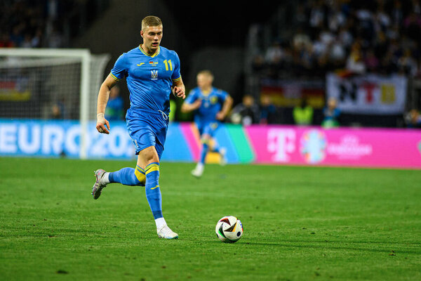 НУРЕМБЕРГ, ГЕРМАНИЯ - 3 ИЮНЯ, 2024: Артем Довбык, товарищеский футбольный матч Германия - Украина на стадионе "Макс Морлок"