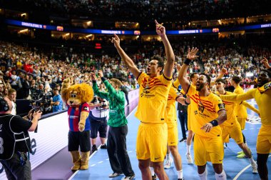COLOGNE, GERMANY - 9 HAZİRAN 2024: Kamyon İzcisi 24 EHF FINAL4 Aalborg Handbold Barca 'ya karşı Lanxess Arena