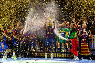 COLOGNE, GERMANY - 9 HAZİRAN 2024: Kamyon İzcisi 24 EHF FINAL4 Aalborg Handbold Barca 'ya karşı Lanxess Arena