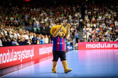 COLOGNE, GERMANY - 9 HAZİRAN 2024: Kamyon İzcisi 24 EHF FINAL4 Aalborg Handbold Barca 'ya karşı Lanxess Arena