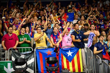 COLOGNE, GERMANY - 9 HAZİRAN 2024: Kamyon İzcisi 24 EHF FINAL4 Aalborg Handbold Barca 'ya karşı Lanxess Arena