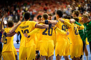COLOGNE, GERMANY - 9 HAZİRAN 2024: Kamyon İzcisi 24 EHF FINAL4 Aalborg Handbold Barca 'ya karşı Lanxess Arena