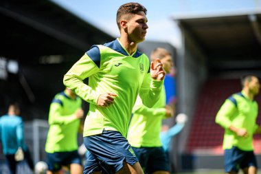 WIEDENSBADEN, GERMANY - 13 Haziran 2024: Heorhiy Sudakov, Ukrayna milli futbol takımının Brita Arena 'daki açık uygulaması