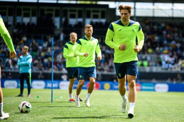 WIEDENSBADEN, GERMANY - 13 Haziran 2024: Illya Zabarnyi, Ukrayna milli futbol takımının Brita 'daki açık uygulaması