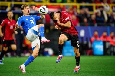 DORTMUND, GERMANY - 16 Haziran 2024: Nicolo Barella, EURO 2024 İtalya-Arnavutluk futbol karşılaşması Signal Iduna Park 'ta