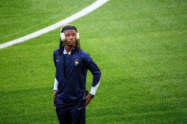 DUESSELDORF, GERMANY - 1 HAZİRAN 2023: Eduardo Camavinga, EURO 2024 Avusturya-Fransa futbol maçı Mercur Spiel Arena 'da