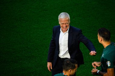DUESSELDORF, GERMANY - 1 HAZİRAN 2023: Didier Deschamps, EURO 2024 Avusturya - Fransa maçı Mercur Spiel Arena