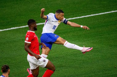 DUESSELDORF, GERMANY - 1 HAZİRAN 2023: Kylian Mbappe, EURO 2024 Avusturya - Fransa maçı Mercur Spiel Arena