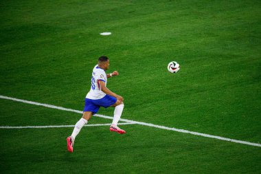 DUESSELDORF, GERMANY - 17 Haziran 2024: Kylian Mbappe, EURO 2024 Avusturya - Fransa Mercur Spiel Arena maçı