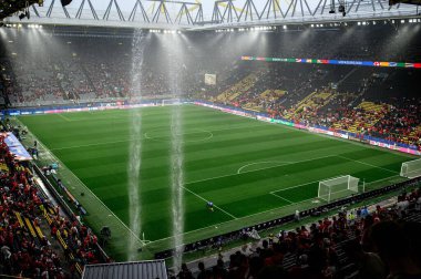 DORTMUND, GERMANY - 18 Haziran 2024: EURO 2024 Türkiye - Gürcistan Signal Iduna Par maçından önce yağmur