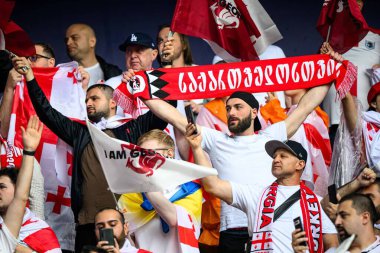 DORTMUND, GERMANY - 18 Haziran 2024: EURO 2024 Türkiye - Gürcistan Signal Iduna Par maçından önce Gürcü taraftarı