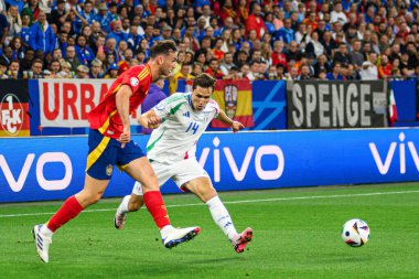 GELSENKIRCHEN, GERMANY - 20 Haziran 2024: EURO 2024 İspanya-İtalya futbol maçı Veltins Arena 'da