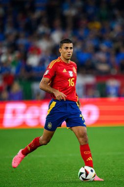 GELSENKIRCHEN, GERMANY - 20 Haziran 2024: Rodri, EURO 2024 İspanya-İtalya maçı Veltins Arena 'da