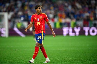 \ GELSENKIRCHEN, GERMANY - 20 Haziran 2024: Lamine Yamal EURO 2024 İspanya-İtalya futbol karşılaşması Veltins Arena 'da