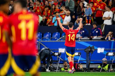 GELSENKIRCHEN, GERMANY - 20 Haziran 2024: Aymeric Laporte, EURO 2024 İspanya-İtalya futbol maçı Veltins Arena 'da
