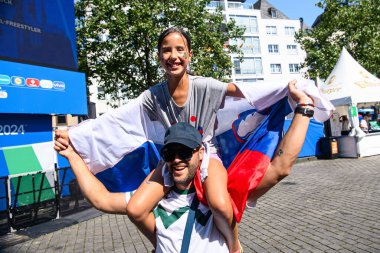 COLOGNE, GERMANY - 25 Haziran 2024: EURO 2024 İngiltere - Sloveni maçı öncesinde fan festivali