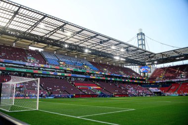 COLOGNE, GERMANY - 25 Haziran 2024: EURO 2024 İngiltere - Slovenya maçı Köln Stadyumu 'nda