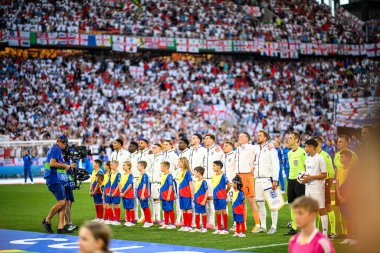 COLOGNE, GERMANY - 25 Haziran 2024: EURO 2024 İngiltere - Slovenya maçı Köln Stadyumu 'nda