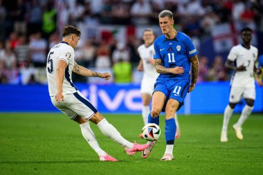 COLOGNE, GERMANY - 25 Haziran 2024: John Stones, Benjamin Sesko, EURO 2024 İngiltere - Slovenya maçı Köln Stadyumu