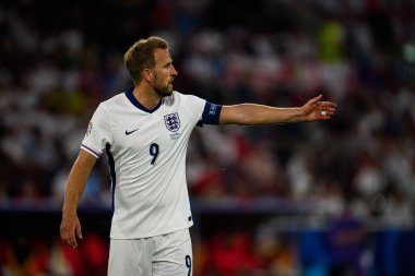 COLOGNE, GERMANY - 25 Haziran 2024: Harry Kane EURO 2024 İngiltere Slovenya 'ya karşı Köln Stadyumu' nda futbol maçı