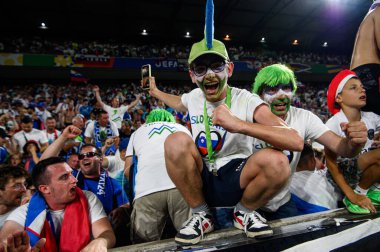 COLOGNE, GERMANY - 25 Haziran 2024: EURO 2024 İngiltere - Slovenya maçı Köln Stadyumu 'nda