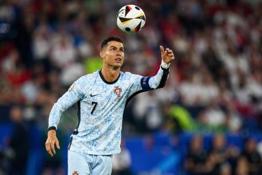 GELSENKIRCHEN, GERMANY - 26 Haziran 2024: Cristiano Ronaldo EURO 2024 Gürcistan - Portekiz maçı Gelsenkirchen Stadyumu 'nda
