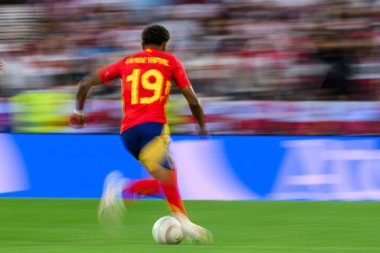 COLOGNE, Almanya - 30 Haziran 2024: Lamine Yamal, EURO 2024 İspanya - Gürcistan maçı Rhein Enerji Stadyumu 'nda