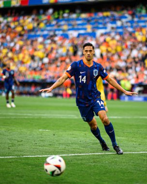 MUNİH, GERMANY - 2 Temmuz 2024: Tijjani Reijnders, EURO 2024 Romanya-Hollanda futbol karşılaşması Alianz 'da