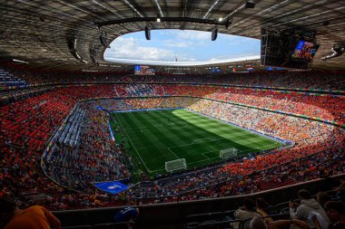 MUENCHEN, GERMANY - 2 Temmuz 2024: EURO 2024 Romanya ve Hollanda 'nın Alianz' daki futbol maçı