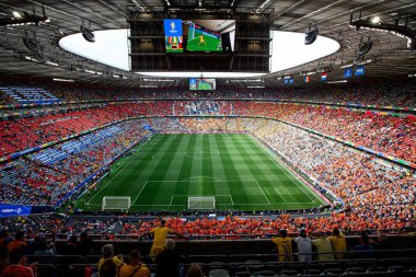 MUENCHEN, GERMANY - 2 Temmuz 2024: EURO 2024 Romanya ve Hollanda 'nın Alianz' daki futbol maçı