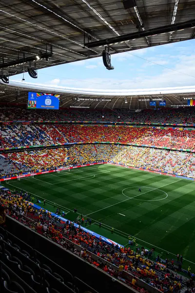 MUENCHEN, GERMANY - 2 Temmuz 2024: EURO 2024 Romanya ve Hollanda 'nın Alianz' daki futbol maçı