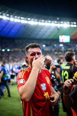 BERLİN, GERMANY - 14 HAZİRAN, 2024: Aymeric Laporte, Final EURO 2024 İspanya-İngiltere Olimpiyat Stadyumu karşılaşması