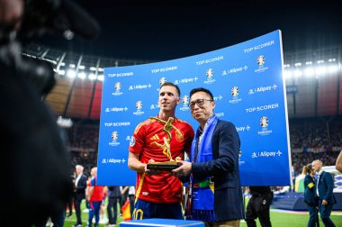 BERLİN, GERMANY - 14 Temmuz 2024: Dani Olmo, Final EURO 2024 İspanya Olimpiyat Stadyumu 'nda İngiltere' ye karşı futbol maçı