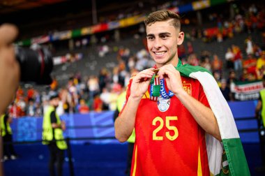 BERLİN, GERMANY - 14 Temmuz 2024: Fermn Lopez, Final EURO 2024 İspanya Olimpiyat Stadyumu 'nda İngiltere' ye karşı