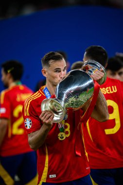 BERLİN, GERMANY - 14 HAZİRAN 2024: Fabian Ruiz, Final EURO 2024 İspanya ile Olimpiyat Stadyumu arasındaki futbol maçı