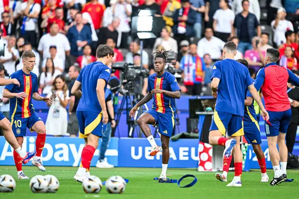 Гіганти європейського футболу: хто панує на зеленому полі