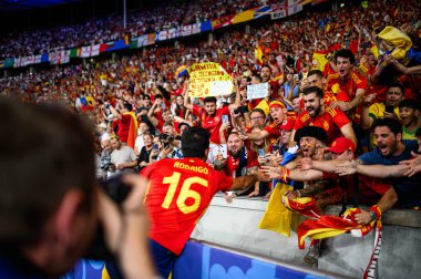 BERLİN, GERMANY - 14 Temmuz 2024: Rodri, Final EURO 2024 İspanya Olimpiyat Stadyumu 'nda İngiltere' ye karşı futbol maçı