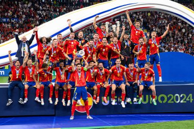 Final maçı EURO 2024 İspanya ile İngiltere Olimpiyat Stadyumu karşılaşması