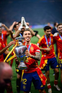 BERLİN, GERMANY - 14 HAZİRAN, 2024: Alex Grimaldo, Final EURO 2024 İspanya-İngiltere Olimpiyat Stadyumu maçı