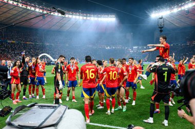 BERLİN, GERMANY - 14 HAZİRAN, 2024: Final EURO 2024 İspanya-İngiltere Olimpiyat Stadyumu karşılaşması